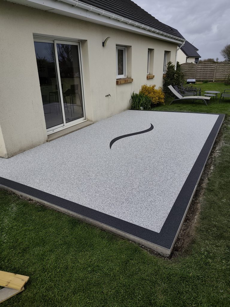 Installation de terrasse en résine à Rouen