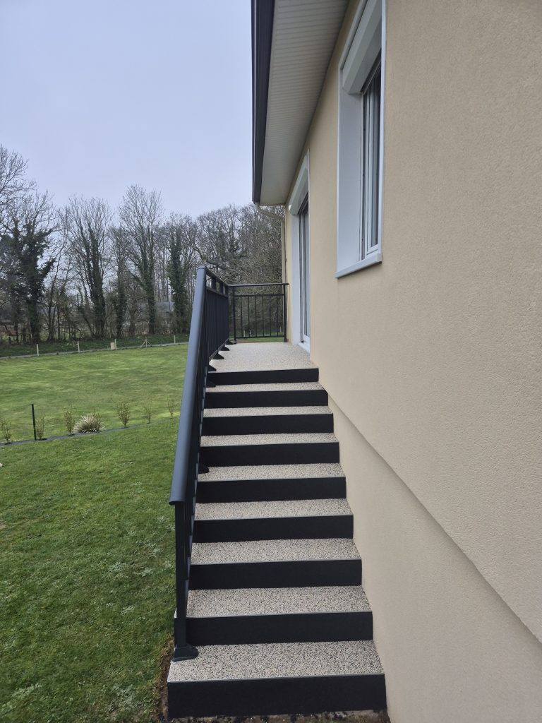 Installation de revêtement d'escalier à Le Havre